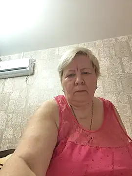 Snapshot of EffectFiona chatting on December 2024 11:41:02 PM EffectFiona online show from December 2024 11:41:02 PM