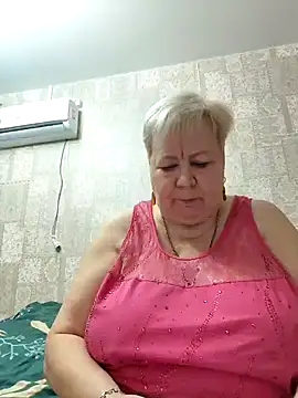 Snapshot of EffectFiona chatting on December 2024 01:51:01 AM EffectFiona online show from December 2024 01:51:01 AM