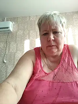 Snapshot of EffectFiona chatting on December 2024 08:58:02 AM EffectFiona online show from December 2024 08:58:02 AM