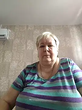 Snapshot of EffectFiona chatting on February 2025 10:37:02 AM EffectFiona online show from February 2025 10:37:02 AM