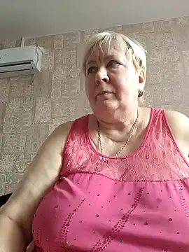 Snapshot of EffectFiona chatting on February 2025 05:12:01 AM EffectFiona online show from February 2025 05:12:01 AM