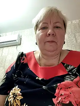 Snapshot of EffectFiona chatting on February 2025 01:57:01 AM EffectFiona online show from February 2025 01:57:01 AM