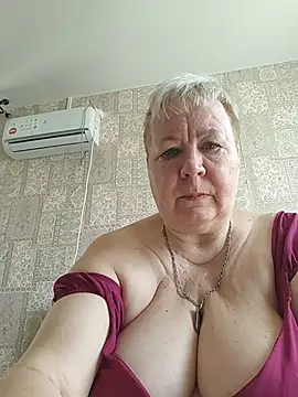 EffectFiona online show from April 2026 04:52:02 AM