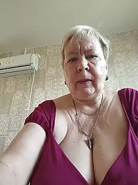 EffectFiona online show from June 2026 12:15:02 AM