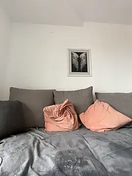 MaviePearl online show from April 2026 07:33:01 AM