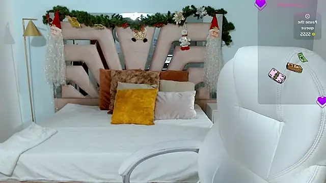 sophia hadid online show from December 2024 07:26:02 PM