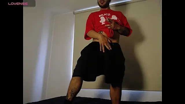 Snapshot of nika_1312 chatting on March 2026 04:57:01 PM nika 1312 online show from March 2026 04:57:01 PM