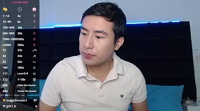 andrewmhilton  online show from February 2025 05:17:02 PM