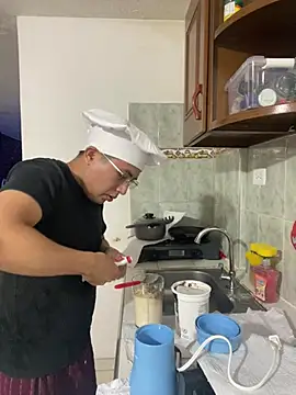 andrewmhilton  online show from March 2025 04:27:02 AM