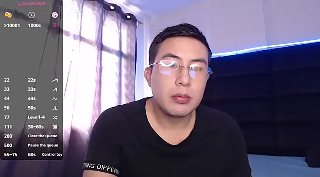 andrewmhilton  online show from March 2025 07:38:01 PM