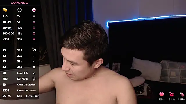 andrewmhilton  online show from September 2025 05:18:02 AM