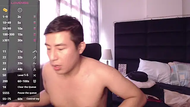 andrewmhilton  online show from September 2025 05:24:02 PM