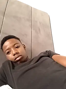 Snapshot of BLACK_BOTTOM03 chatting on December 2025 04:50:01 AM BLACK BOTTOM03 online show from December 2025 04:50:01 AM