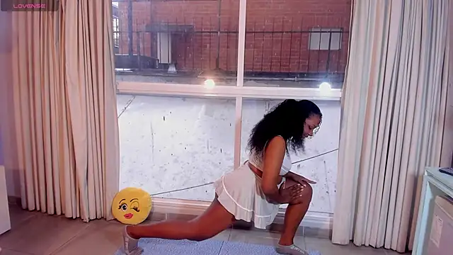 ElizabethBell  online show from February 2026 10:08:02 PM