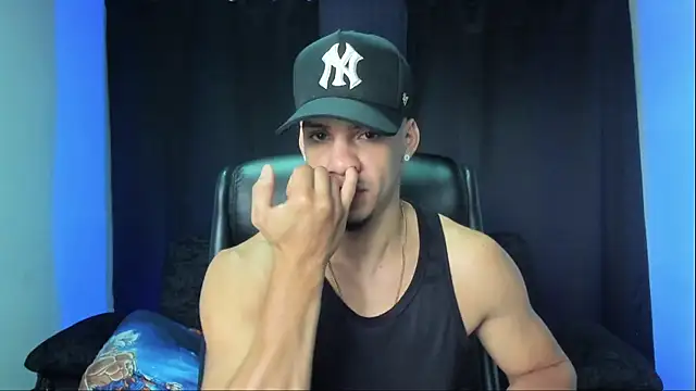 jhonnysnow17 online show from September 2025 05:18:01 PM