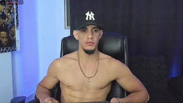 jhonnysnow17 online show from May 2026 04:51:02 AM