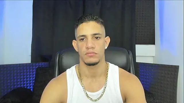 jhonnysnow17 online show from June 2026 01:05:02 AM