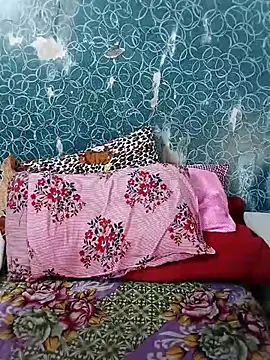 Poojabhabi101 online show from September 2025 06:09:01 PM