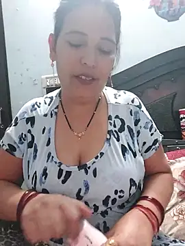 Poojabhabi101 online show from April 2026 06:27:02 AM