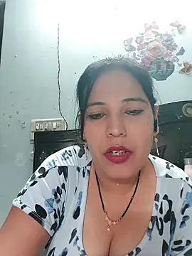 Poojabhabi101 online show from May 2026 05:23:01 AM