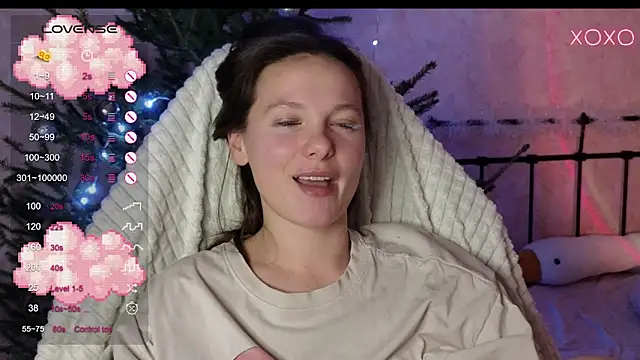 lil luna x online show from December 2024 06:16:02 PM