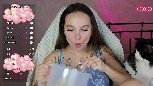 lil luna x online show from February 2025 12:54:01 PM