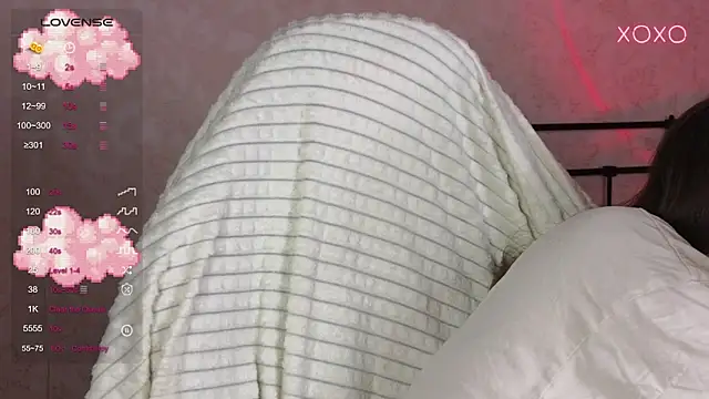 lil luna x online show from October 2025 12:48:02 PM