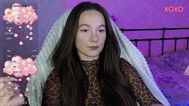 lil luna x online show from October 2025 12:55:01 PM