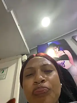 Aluna sweet online show from October 2025 07:44:01 PM