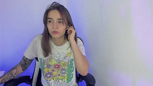  alicerosse2 online show from March 2025 02:19:02 AM