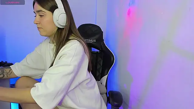  alicerosse2 online show from October 2025 04:13:01 AM