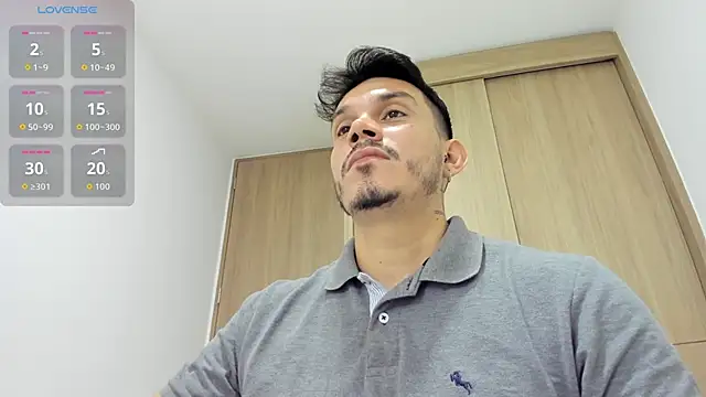 Snapshot of alejandro_stark chatting on October 2025 10:14:02 AM alejandro stark online show from October 2025 10:14:02 AM