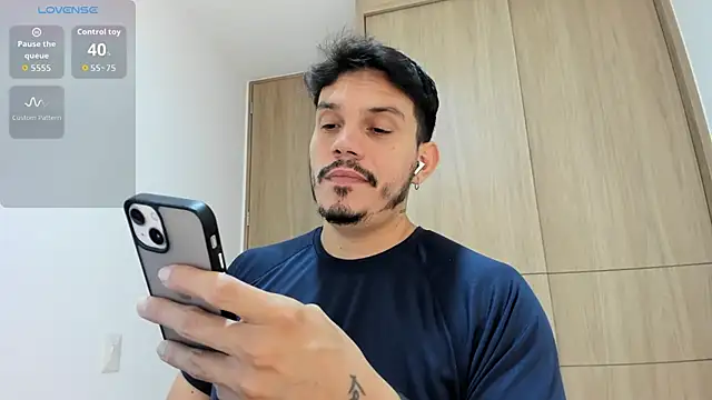 Snapshot of alejandro_stark chatting on November 2025 10:48:02 AM alejandro stark online show from November 2025 10:48:02 AM