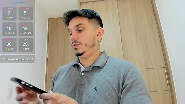 Snapshot of alejandro_stark chatting on November 2025 01:27:01 AM alejandro stark online show from November 2025 01:27:01 AM