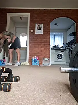 Snapshot of crisconst chatting on March 2025 04:37:01 PM crisconst online show from March 2025 04:37:01 PM