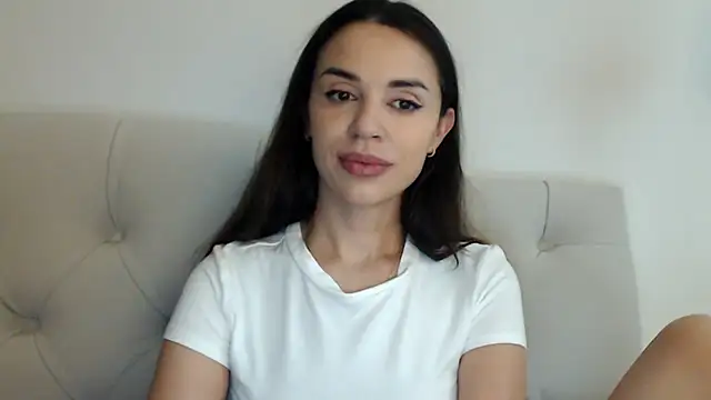 Mika Gold online show from November 2025 05:12:01 PM