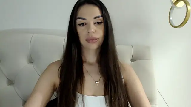 Mika Gold online show from February 2026 01:18:02 PM