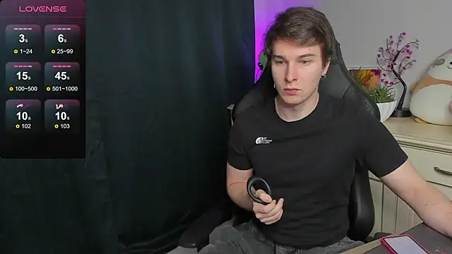 Vincent Strong online show from October 2025 08:57:02 AM