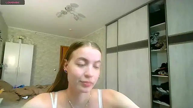   Aphrodita  wow   online show from May 2026 02:34:01 PM