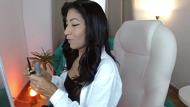 Snapshot of sofia_perez___ chatting on February 2025 08:03:01 PM sofia perez online show from February 2025 08:03:01 PM