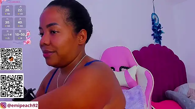 Snapshot of samanthaabloom chatting on July 2026 12:13:01 AM samanthaabloom online show from July 2026 12:13:01 AM