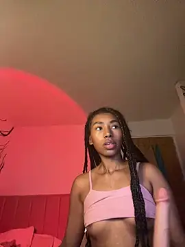 naomii online show from January 2025 02:36:01 AM