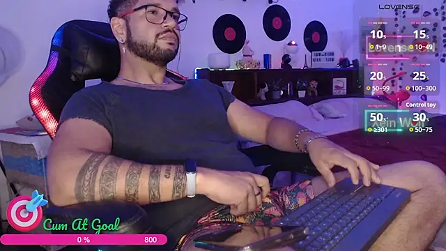 Xein WoIf online show from June 2026 12:29:02 PM