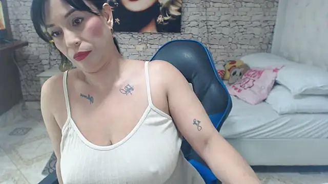 AlissonTyler4u online show from April 2026 05:03:01 AM