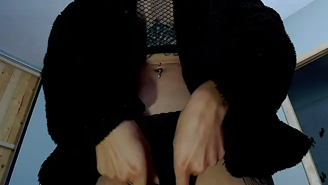Snapshot of VickyJackson_ chatting on February 2025 07:58:02 PM VickyJackson online show from February 2025 07:58:02 PM