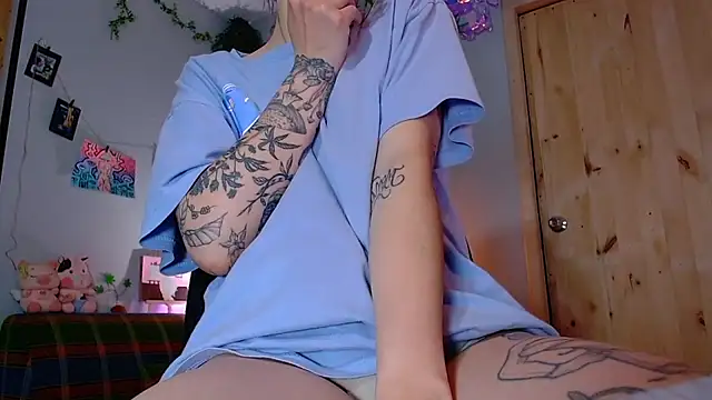 VickyJackson  online show from September 2025 05:27:02 PM