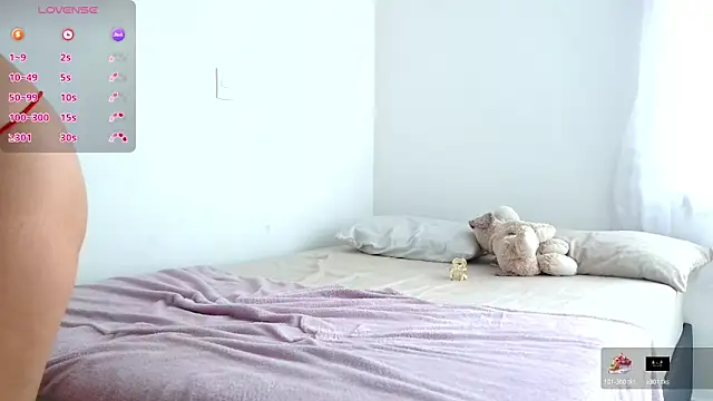 Ania jones online show from October 2025 08:40:02 PM