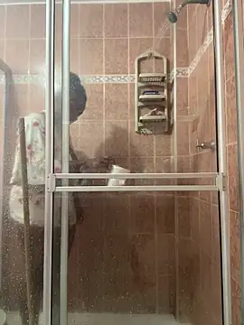 Snapshot of LiraRusso chatting on March 2026 02:56:02 PM LiraRusso online show from March 2026 02:56:02 PM