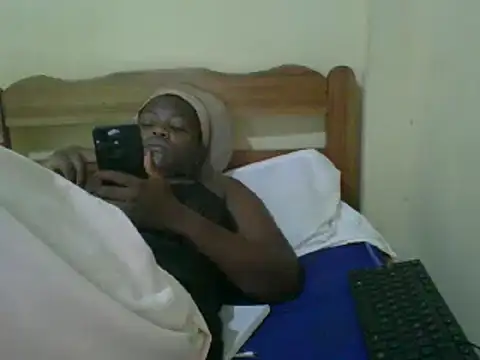 Snapshot of sweet-frida22 chatting on February 2025 06:44:01 AM sweet-frida22 online show from February 2025 06:44:01 AM