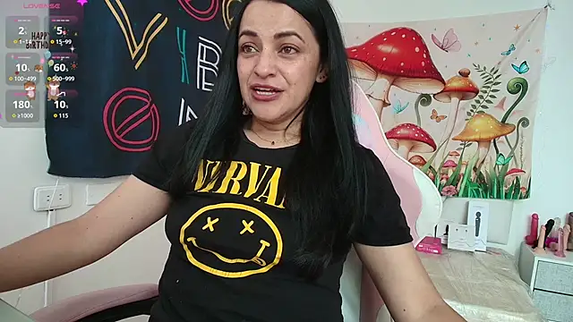 LovelyAzucena online show from April 2026 03:14:02 PM
